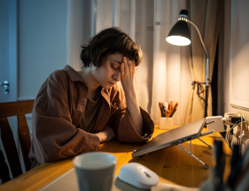 What are the signs of burnout?